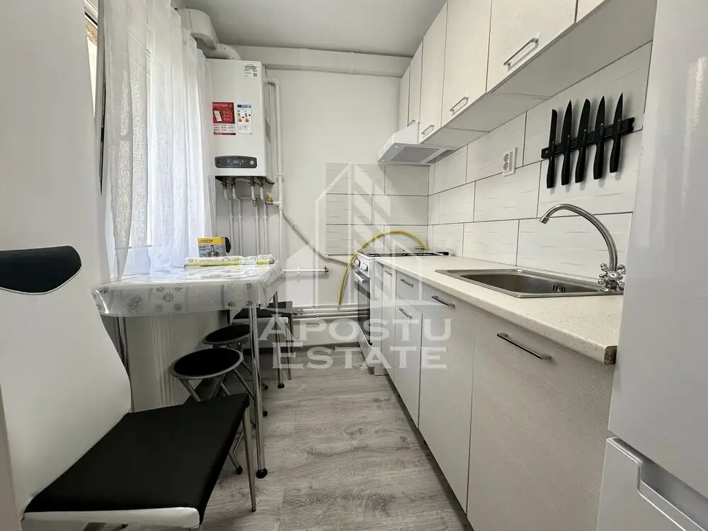 Apartament cu o camera, renovat, mobilat, centrala, zona Sagului