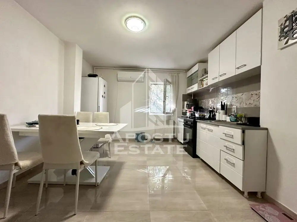 Apartament cu 2 camere, etajul 2, centrala proprie, zona Girocului