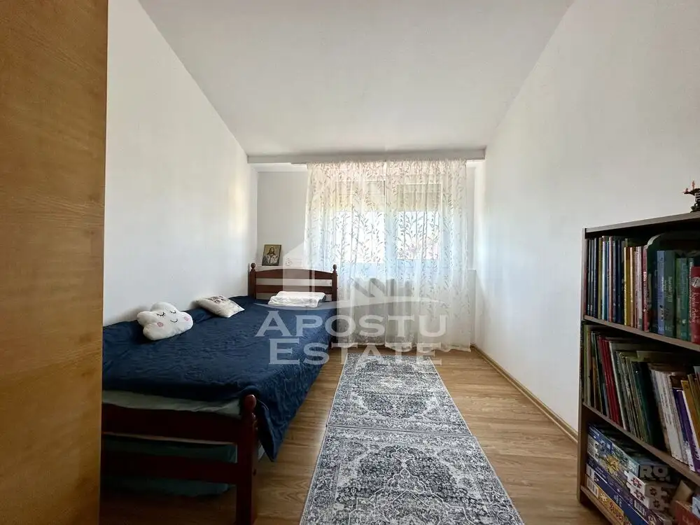 Apartament 2 camere, centrala proprie, zona Girocului