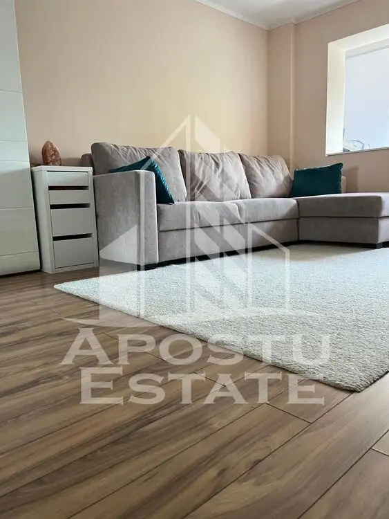 Apartament cu 2 camere in zona Shopping City, etajul intai, cetrala