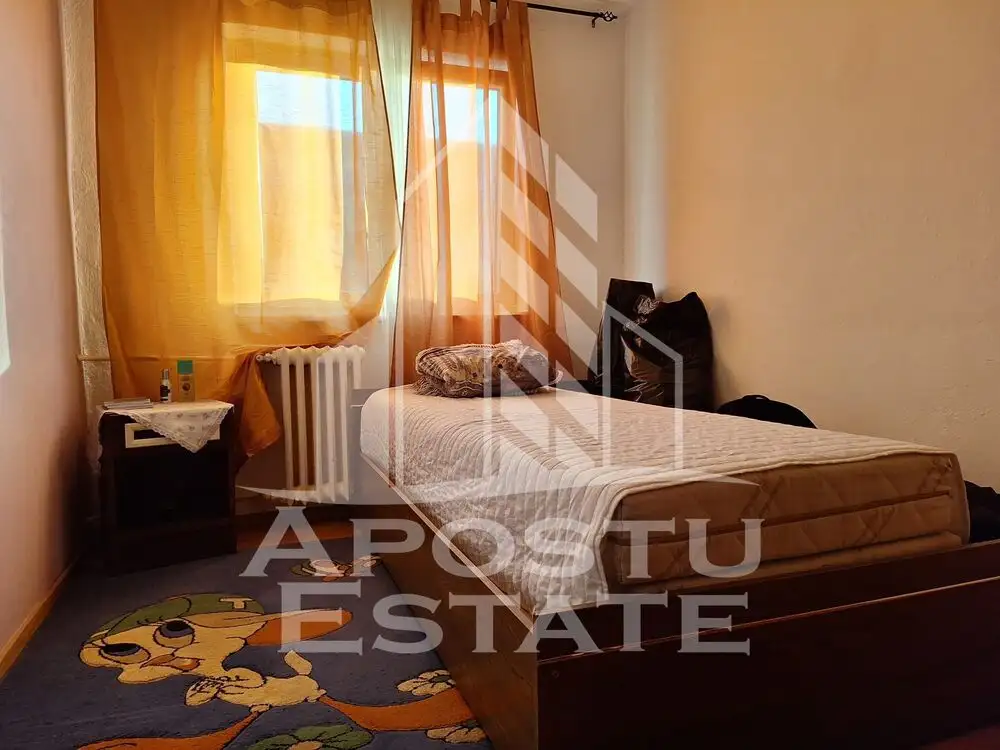 Apartament 3 camere, 45 mp utili, Aurel Vlaicu