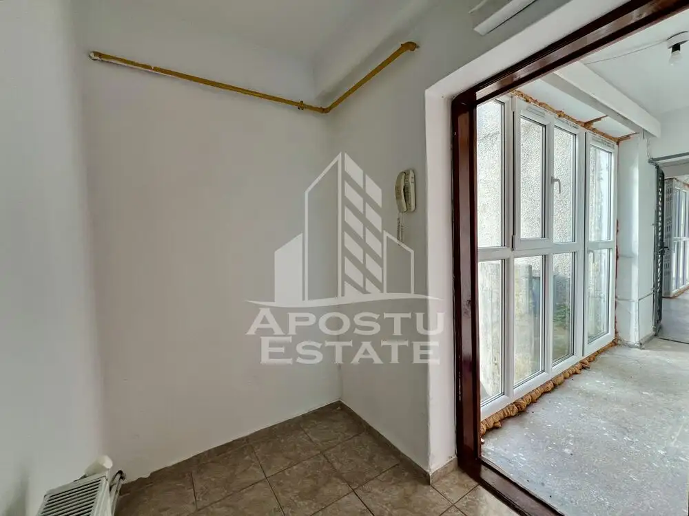 Apartament 2 camere, decomandat, centrala proprie, Simion Barnutiu