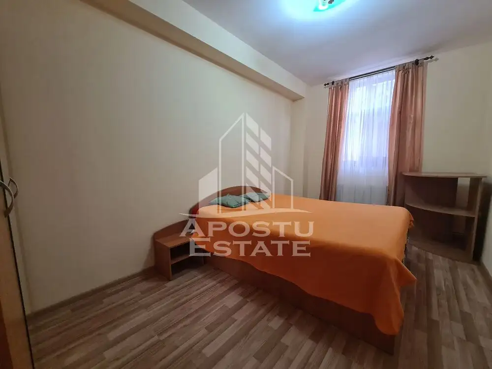 Apartament 2 camere, centrala proprie, loc de parcare, Dambovita