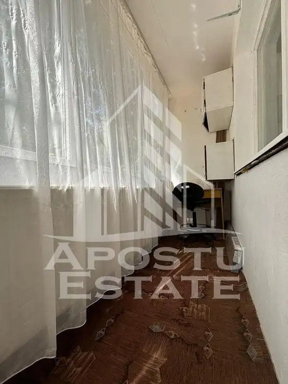 Apartament cu 3 camere, zona Circumvalatiunii