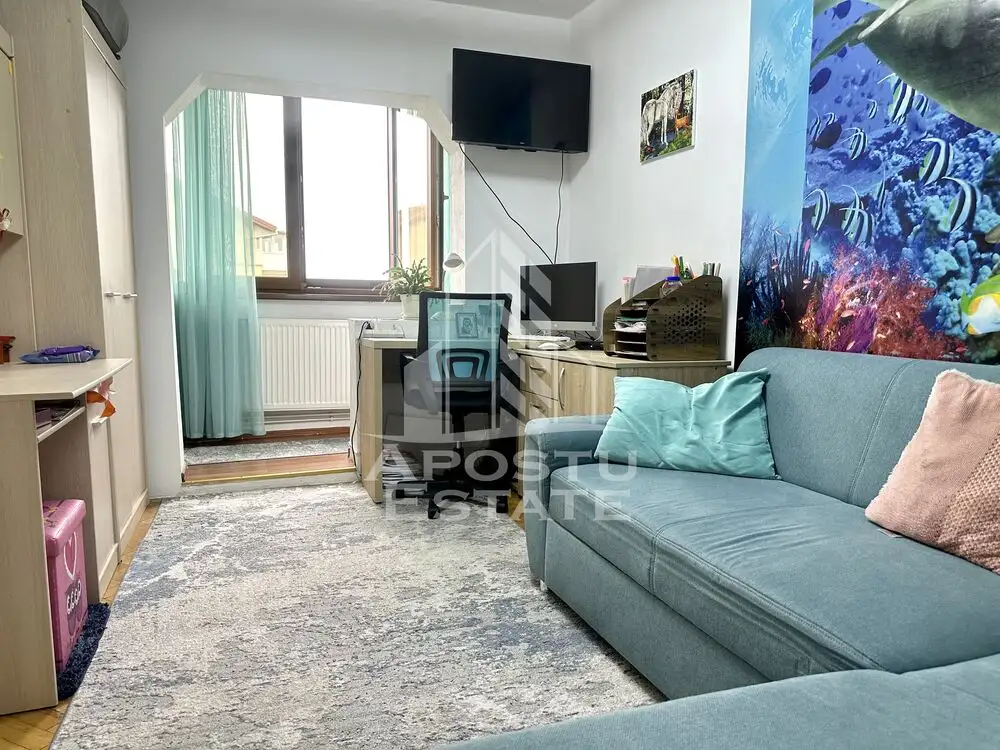 Apartament 2 camere, mobilat, centrala proprie, zona Soarelui