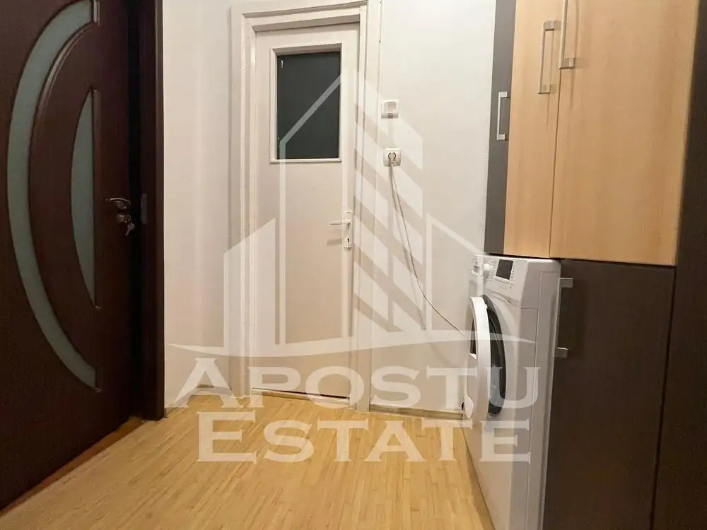 Apartament cu 2 camere, centrala proprie, zona Circumvalatiunii