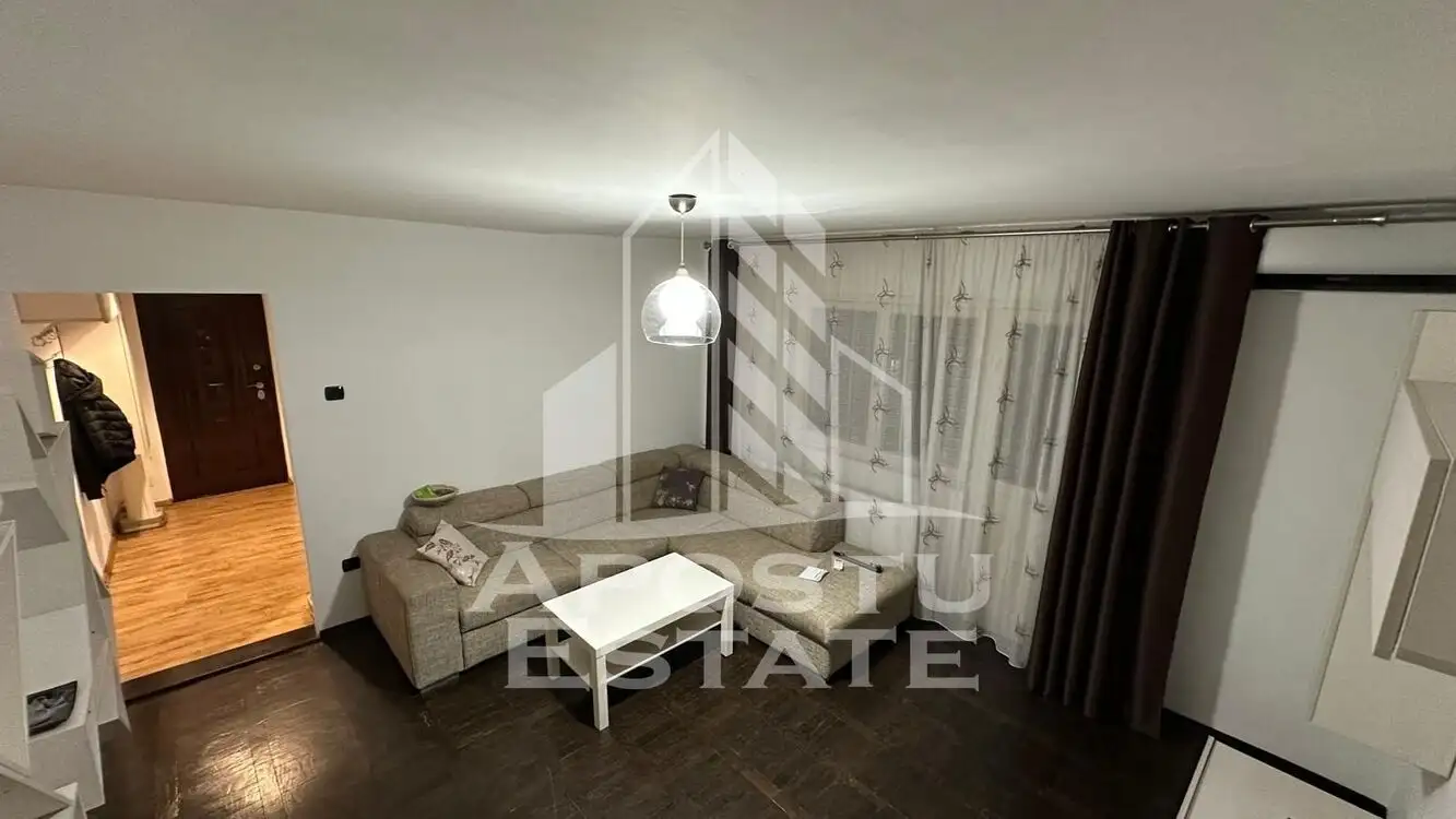 Apartament cu 2 camere, semidecomandat, mobilat si utilat