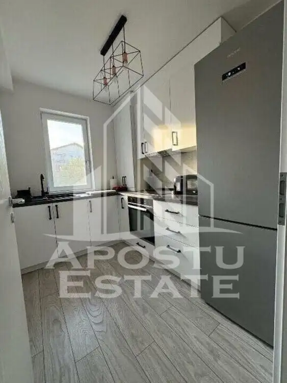 Apartament 2 camere, mobilat deosebit, centrala proprie Zona Girocului