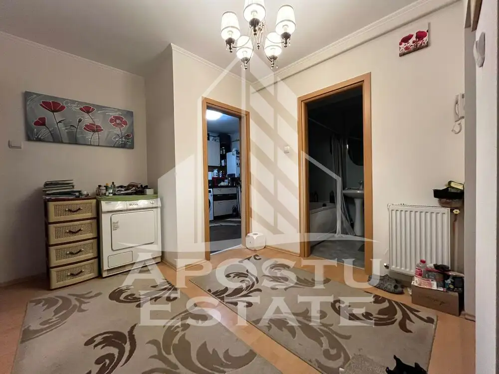 Apartament cu 2 camere, decomandat , in zona Girocului