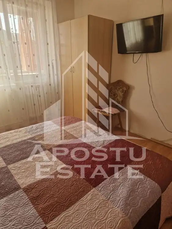 Apartament cu 2 camere, decomandat, in zona Cetatii