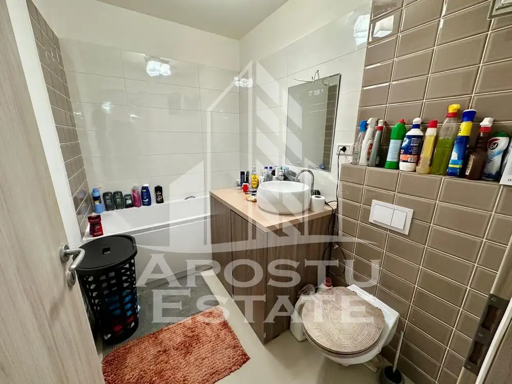 Apartament modern cu 2 camere,  curte privata, in zona Aradului