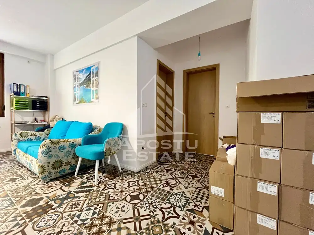 Apartament cu 2 camere, terasa 124mp, zona Torontalului