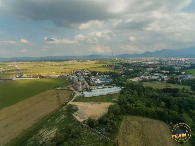 4.600 mp teren intravilan, Tractorul, Brasov si inca 7 ha pentru dezvoltatori in aceeasi zona