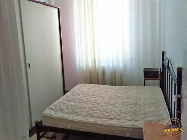 Apartament 3 camere, loc parcare, Central, Brasov