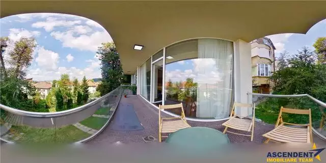 EXPLOREAZA VIRTUAL! Resedinta in vila, terasa, loc parcare, Ultracentral, Brasov