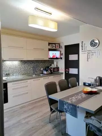 Apartament 3 camere de  vanzare in Cluj-Napoca, Gruia 