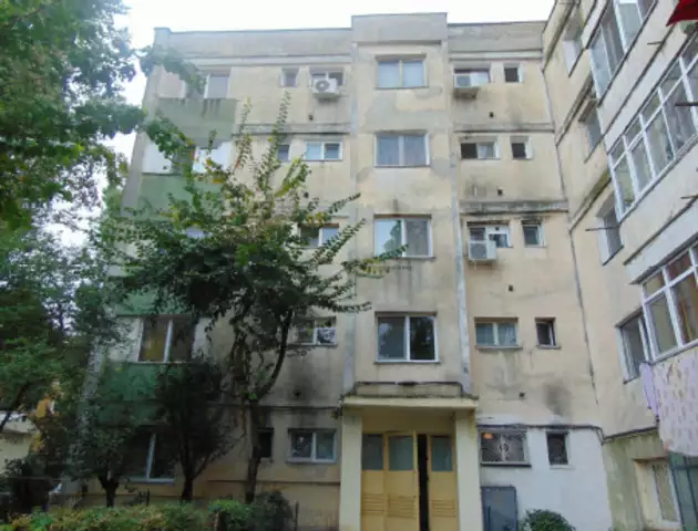 Apartament 2 camere, str.strada Valea Rosie,Craiova