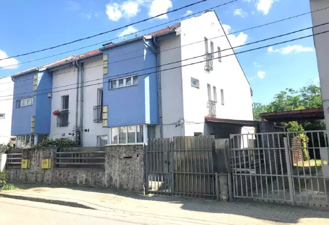 Casa duplex in regim P+1E+M situata in jud Timis loc Timisoara
