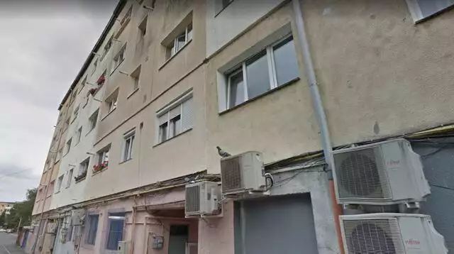 Cota de 3/16 din apartament 2 cam in Sibiu, str. Semaforului, nr 11, jud. SB