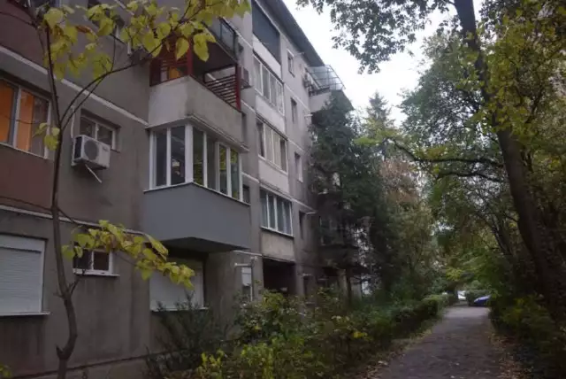 Apartament compus din 2 camere situat in loc Timisoara