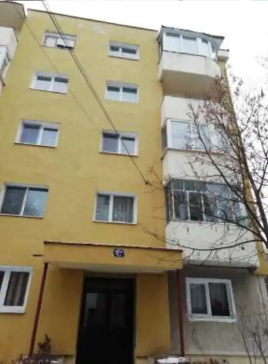 Apartament cu 3 camere Fagaras, strada O. Paler