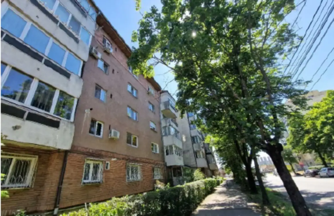 Cota de 3/8 din Apartament compus din 2 camere situat in loc Timisoara, Str St O Iosif, Et. IV, Ap. 17