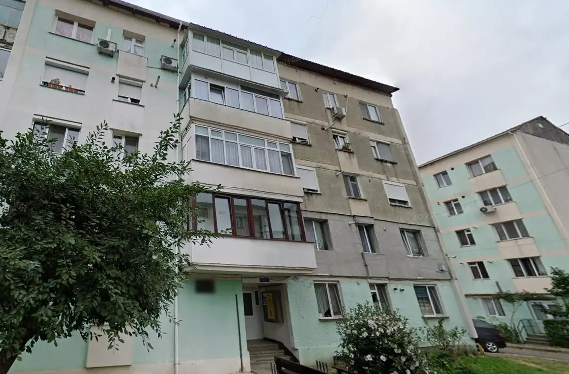 Apartament cu 3 camere, Loc. Piatra Neamt