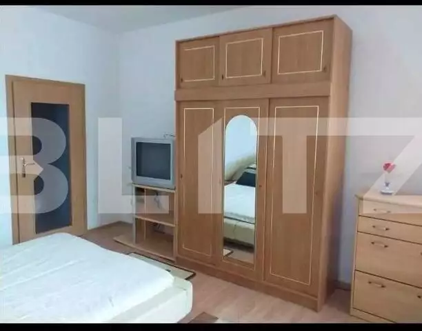 Apartament central, 2 camere si boxa, 47 mp, in Balcescu
