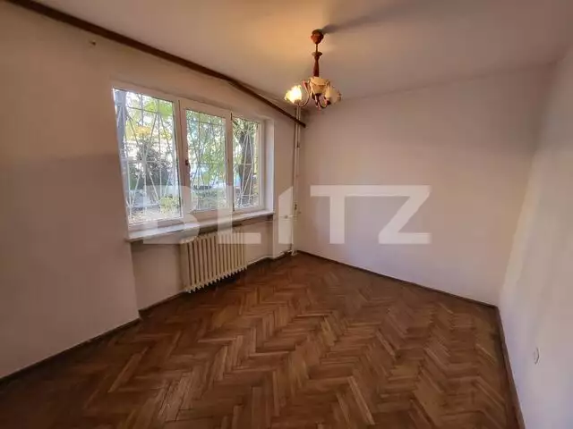 Apartament 3 camere, semidecomandat, zona Gradina Botanica