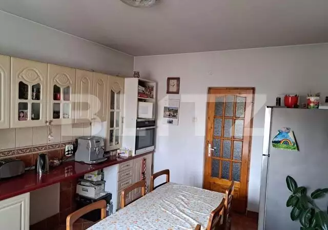 Apartament cu 3 camere, 97 mp, Central