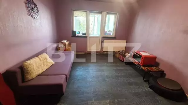 Apartament de 3 camere, semidecomandat, 53mp, Mircea cel Batran