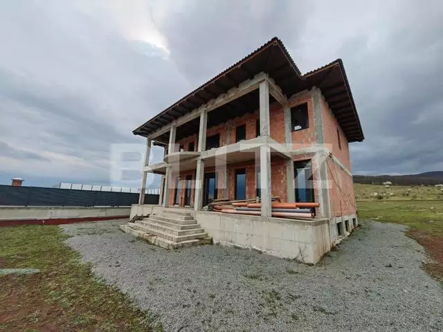 Casă cu view superb, 450 mp utili, 623 mp teren, zona Schit - Alba Iulia