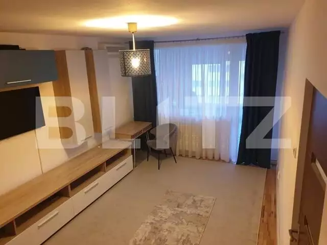 Apartament 2 camere, 50 mp, decomandat, zona Mihai Viteazu