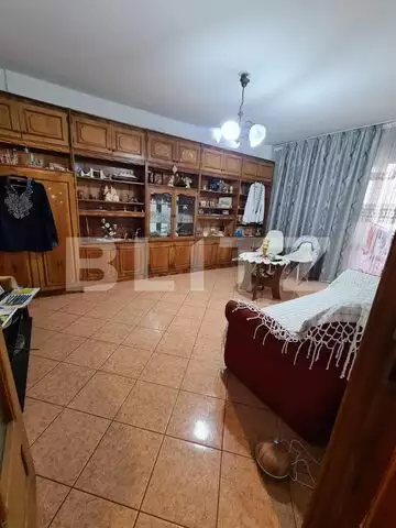 Apartament 2 camere, decomandat, 57mp, zona Republicii