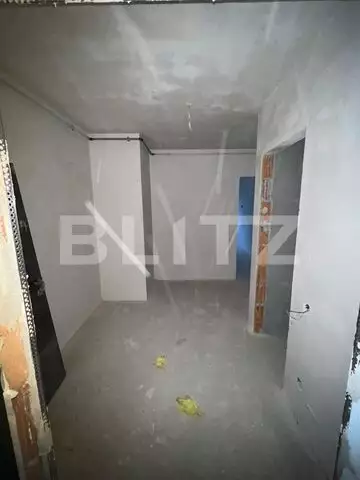 Apartament 3 camere 67 m2, bloc nou, semifinisat zona Vivo