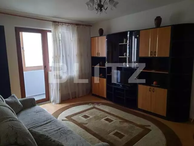 Apartament cu 3 camere, 65 mp, semidecomandat, Vasile Aaron