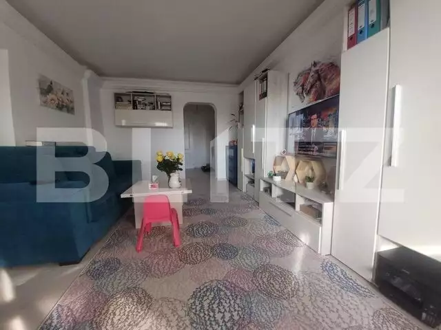 Apartament de 3 camere decomandat, renovat complet, zona Clucerului