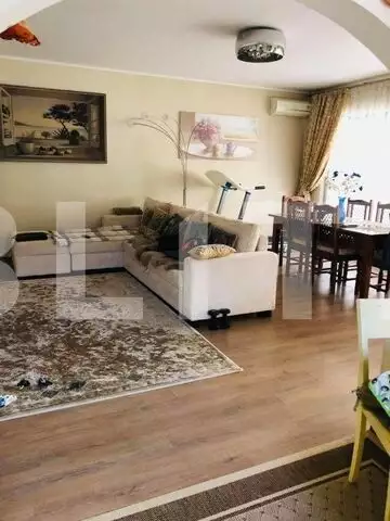 Apartament de 3 camere, 92 MP, in zona Jandarmeriei