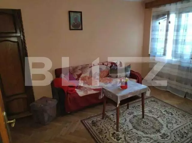 Apartament cu 2 camere, 60 mp, decomandat, Central