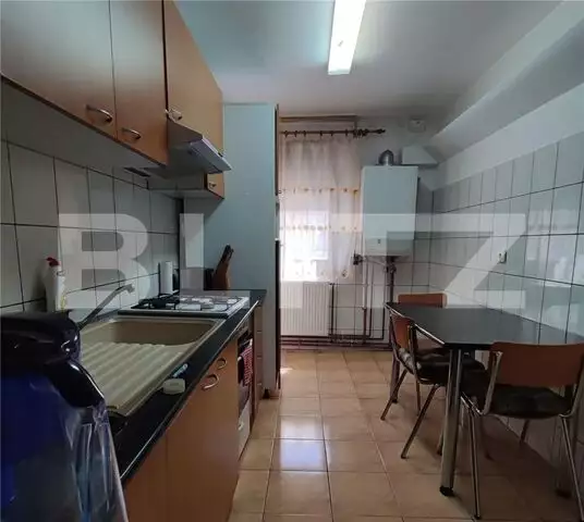 Apartament cu 4 camere, 96 mp, Central