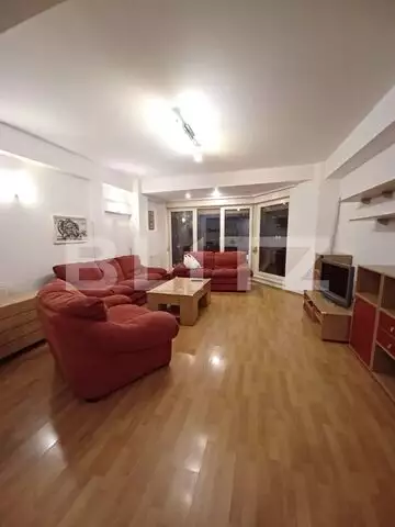 Apartament cu 3 camere, 60 mp, decomandat, Aradului