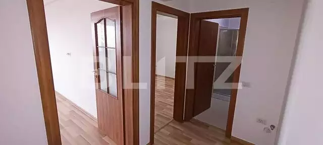 Apartament decomandat, central, bloc cu lift