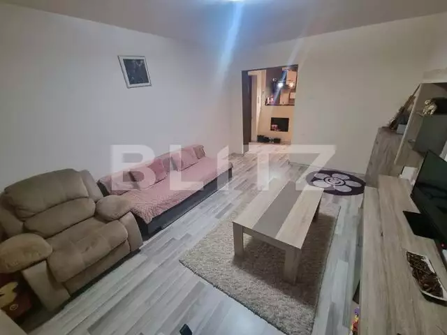 Apartament 3 camere decomandate, Zona Calea Bucuresti( Teatru Colibri)