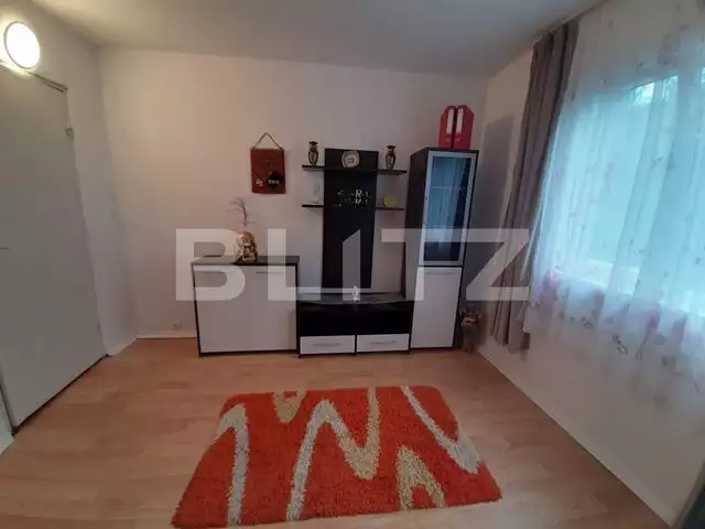 Apartament de VANZARE, 4 CAMERE, 2 BAI, 85mp, zona Nufarul