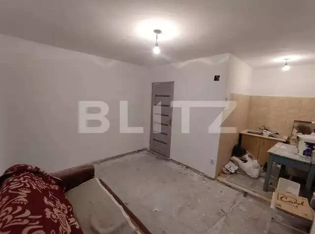 Apartament 2 camere, etaj intermediar, zona Piata Valea Rosie