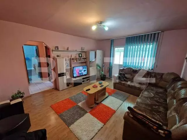 Apartament 2 camere semidecomandat, 51 mp