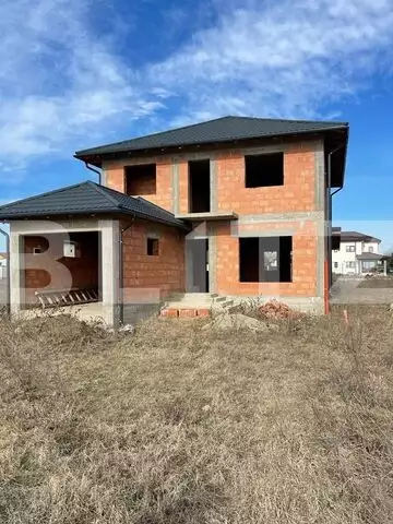 Casa individuala, 4 camere, 232mp, 690mp teren, Strejnicu