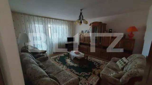 Apartament 4 camere, etaj intermediar, 81 mp, zona Inel II