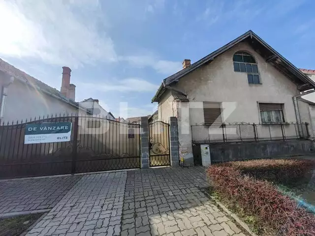 Casă ultracentrală, 950mp teren,120mp utili, zona Cetate - Alba Iulia