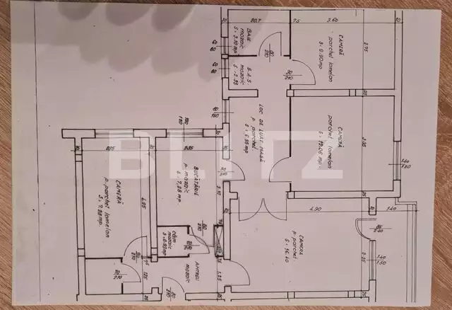 Apartament cu 4 camere, 78mp utili, etaj intermediar, zona Rogerius